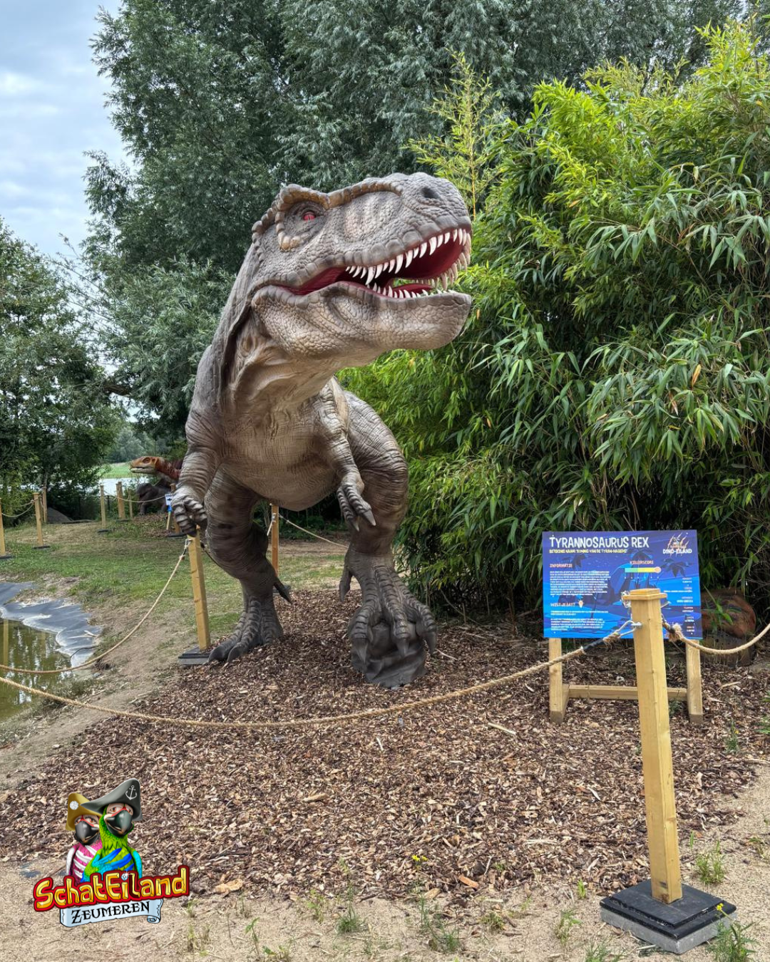 T-REX bij SchatEiland Zeumeren tijdens DinoWeken op DinoEiland